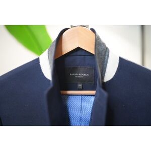 Banana Republic men’s 40R slim fit blazer